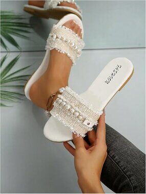 Pearls Chain Flat Sandals
